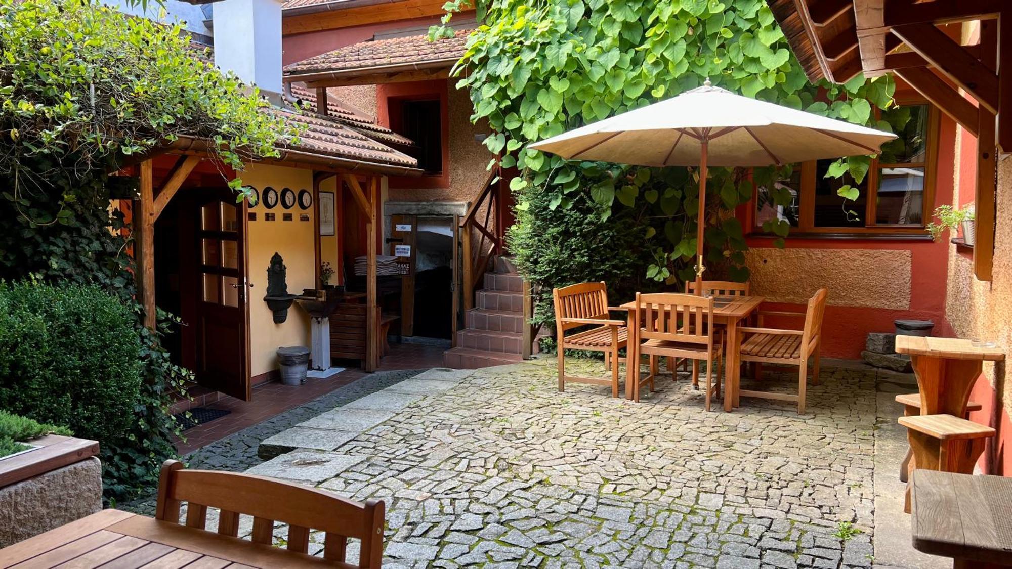 Hostel Postel Český Krumlov Εξωτερικό φωτογραφία